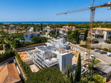 Moradia T4 para Venda em Almancil