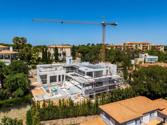 Moradia T4 para Venda em Almancil Foto 2