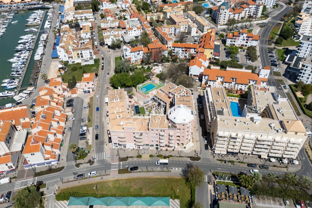 Apartamento T1 para Venda em Quarteira Foto 25