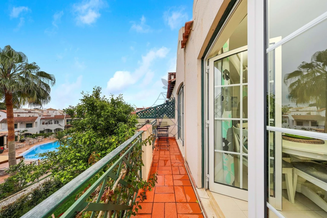 Apartamento T2 para Venda em Quarteira Foto 1