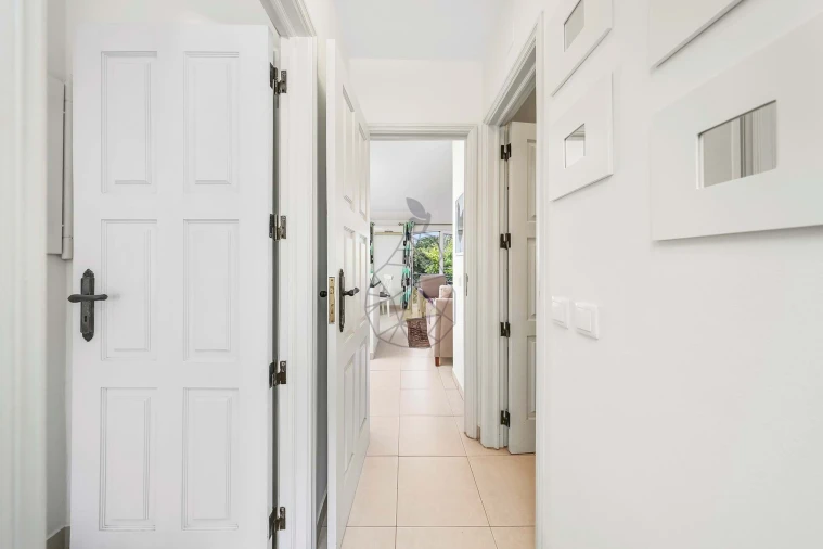 Apartamento T2 para Venda em Quarteira Foto 21