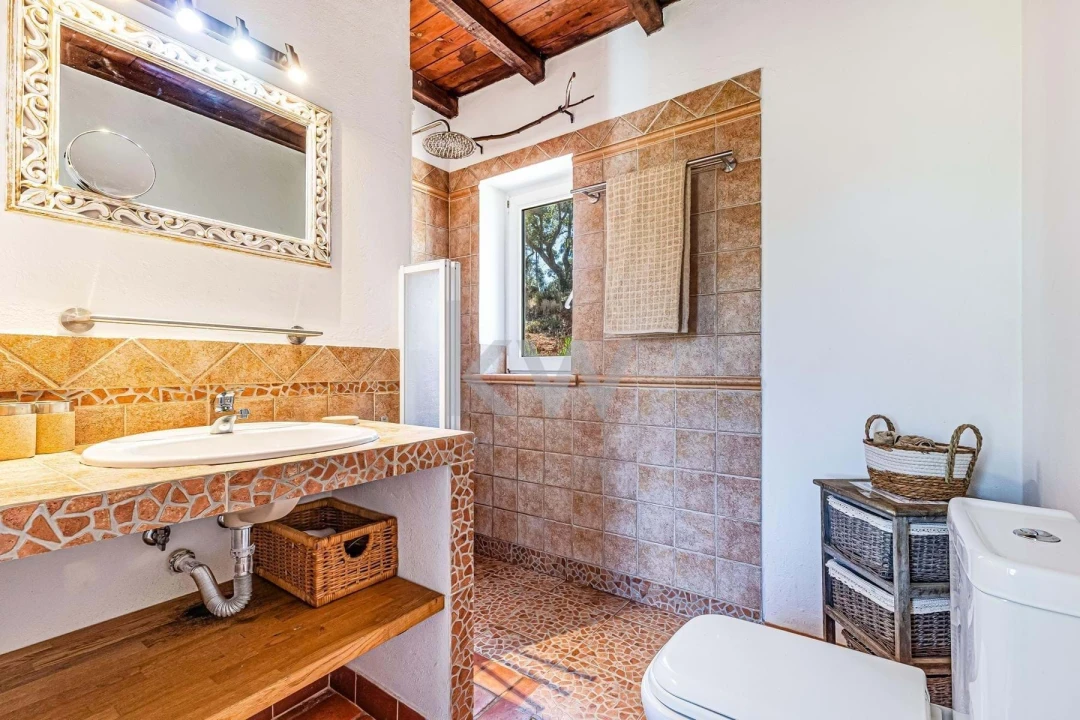 Moradia T8 para Venda em Reliquias Foto 13