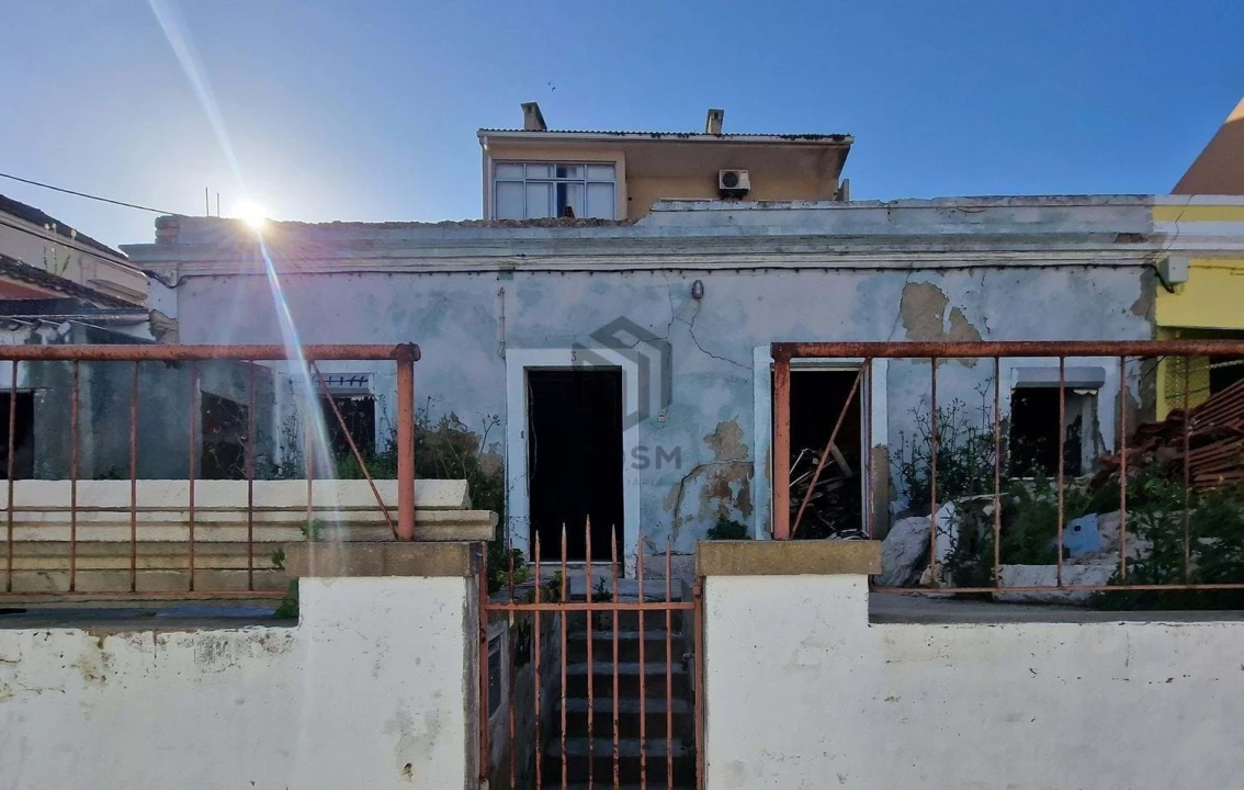 Moradia T2 para Venda em Póvoa de Santa Iria e Forte da Casa Foto 9