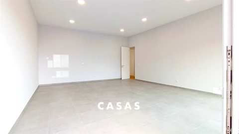 Moradia T4 para Venda em Estreito da Calheta