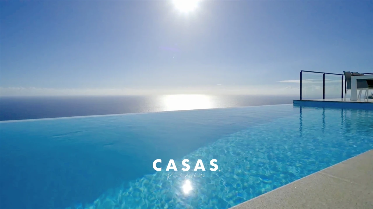 Apartamento T4 para Venda em Arco da Calheta Foto 2