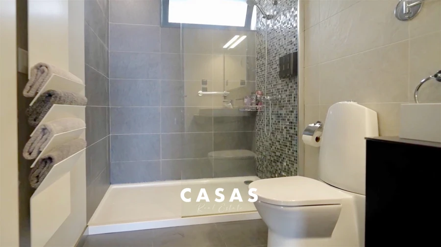 Apartamento T4 para Venda em Arco da Calheta Foto 34