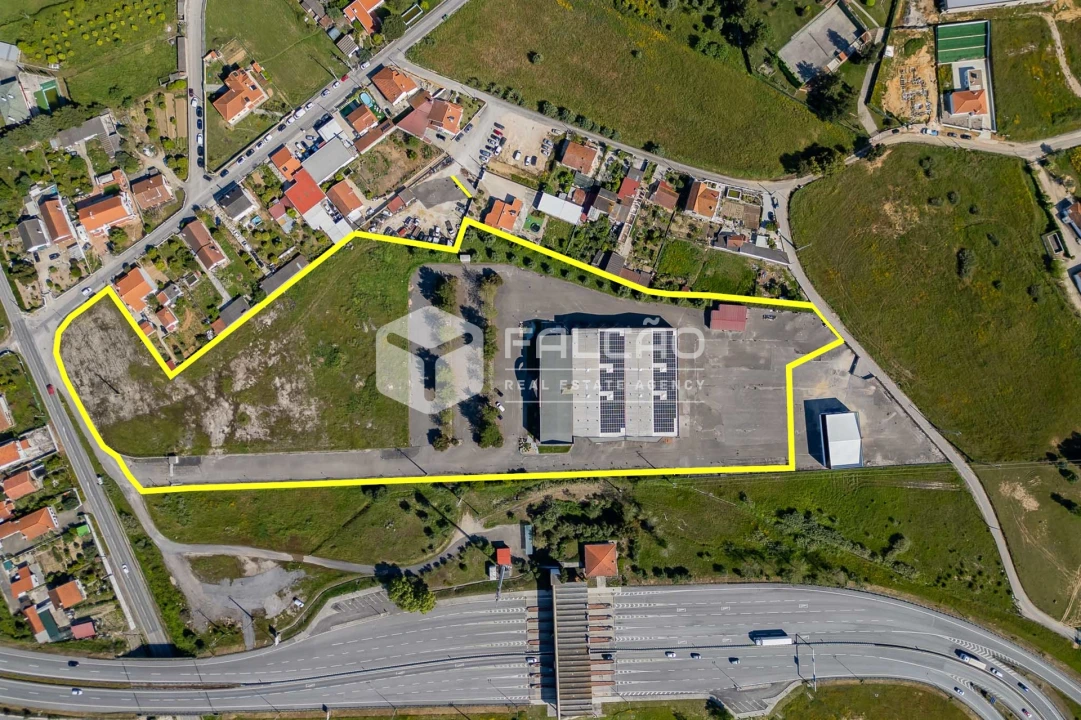 Armazém para Venda em Romeira e Várzea Foto 1