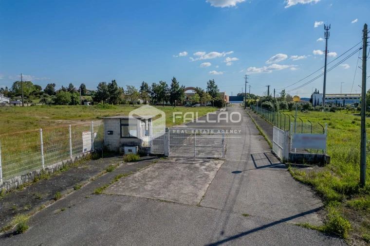 Armazém para Venda em Romeira e Várzea Foto 50