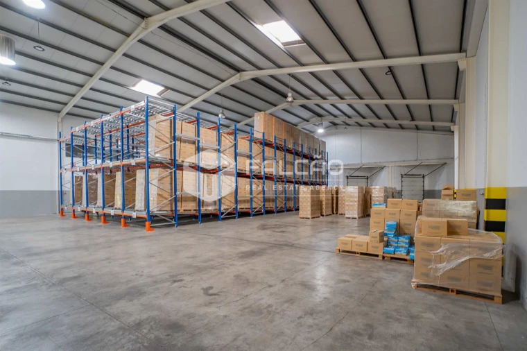 Armazém para Venda em Romeira e Várzea Foto 33