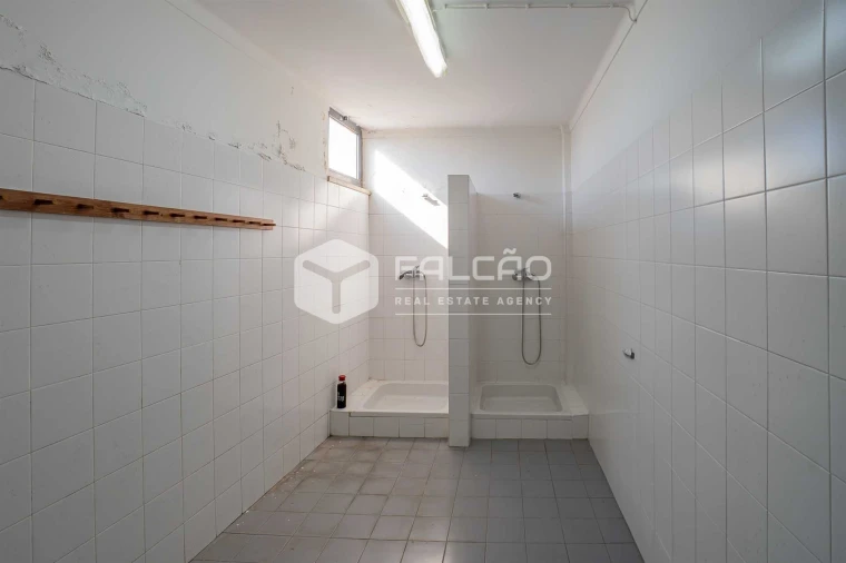 Armazém para Venda em Romeira e Várzea Foto 41