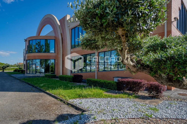 Armazém para Venda em Romeira e Várzea Foto 2