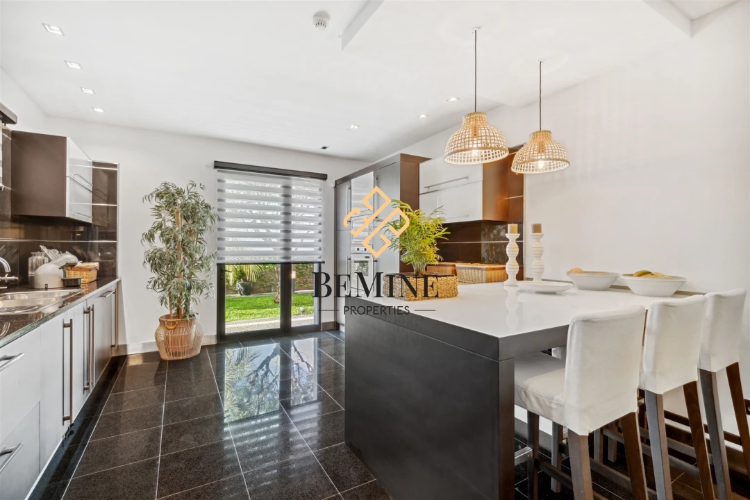 Moradia T3 para Venda em São Roque Foto 29