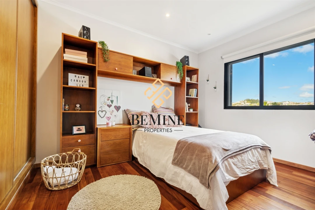 Moradia T3 para Venda em São Roque Foto 10