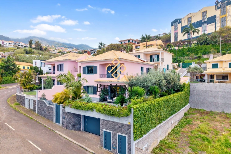 Moradia T3 para Venda em São Roque Foto 2