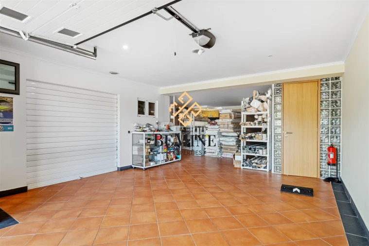 Moradia T3 para Venda em São Roque Foto 49