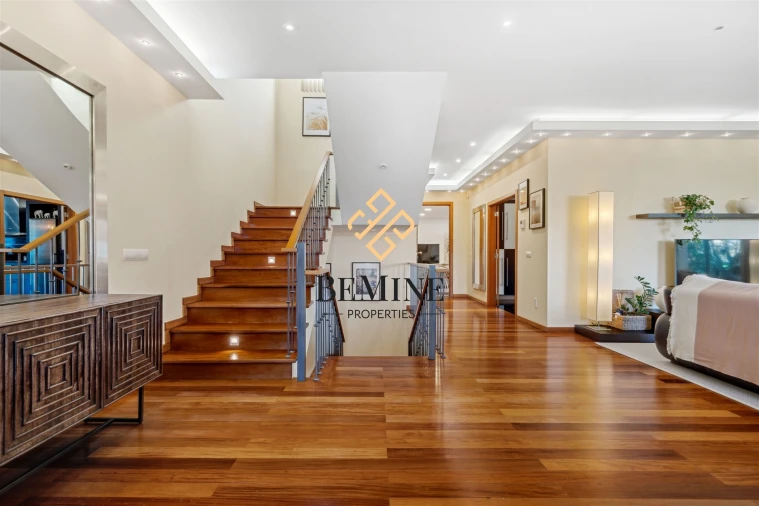 Moradia T3 para Venda em São Roque Foto 17