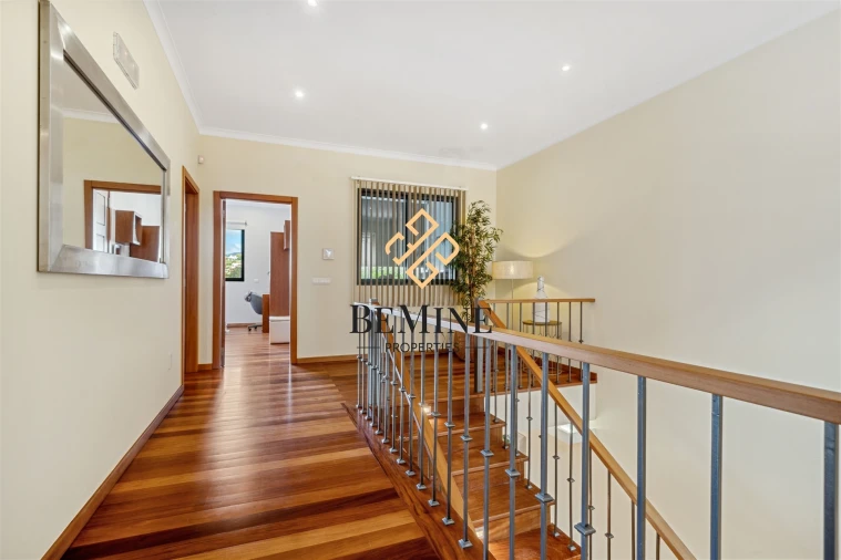 Moradia T3 para Venda em São Roque Foto 8