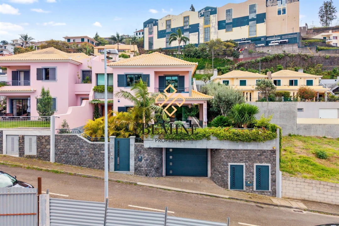 Moradia T3 para Venda em São Roque Foto 1