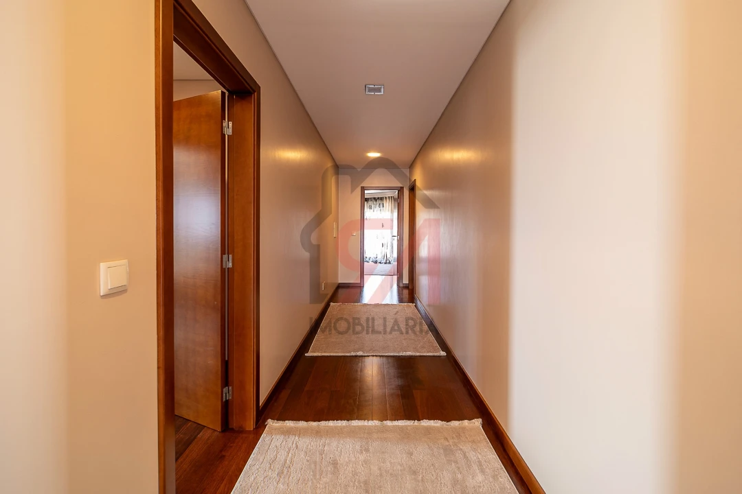 Moradia T3 para Venda em Meixomil Foto 23