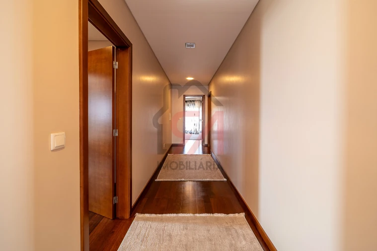 Moradia T3 para Venda em Meixomil Foto 23