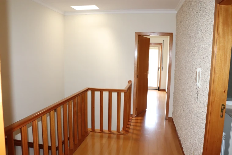 Moradia T3 para Venda em Caldas de Vizela (São Miguel e São João) Foto 16