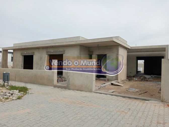 Moradia T3 para Venda em Marinhais