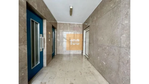 Apartamento T2 para Venda em Cedofeita, Santo Ildefonso, Sé, Miragaia, São Nicolau e Vitória