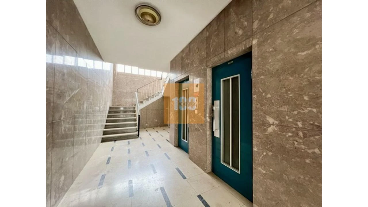 Apartamento T2 para Venda em Cedofeita, Santo Ildefonso, Sé, Miragaia, São Nicolau e Vitória Foto 11