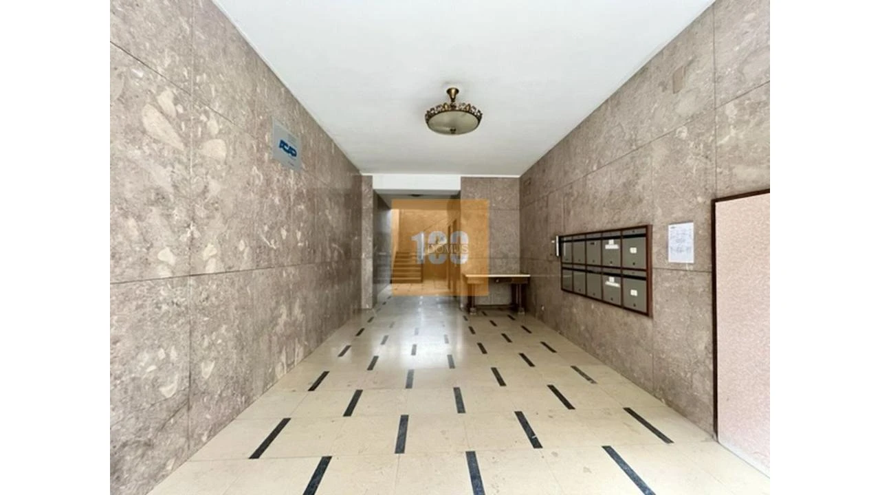 Apartamento T2 para Venda em Cedofeita, Santo Ildefonso, Sé, Miragaia, São Nicolau e Vitória Foto 10
