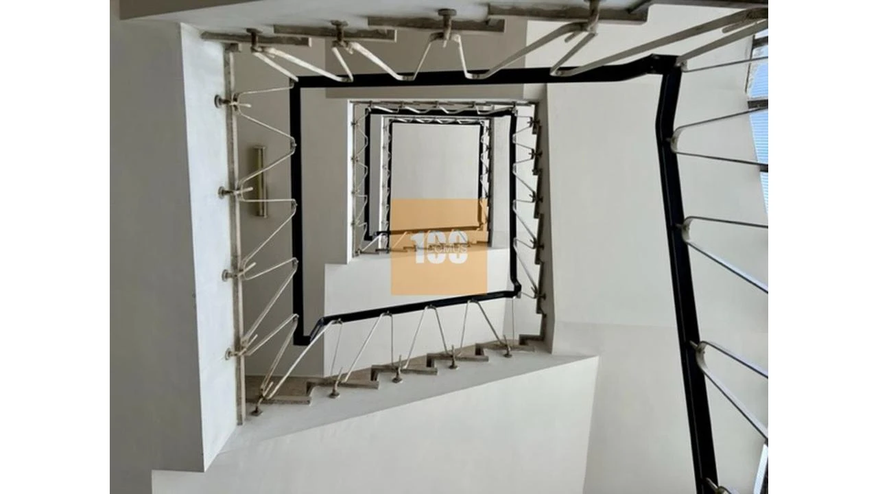 Apartamento T2 para Venda em Cedofeita, Santo Ildefonso, Sé, Miragaia, São Nicolau e Vitória Foto 17