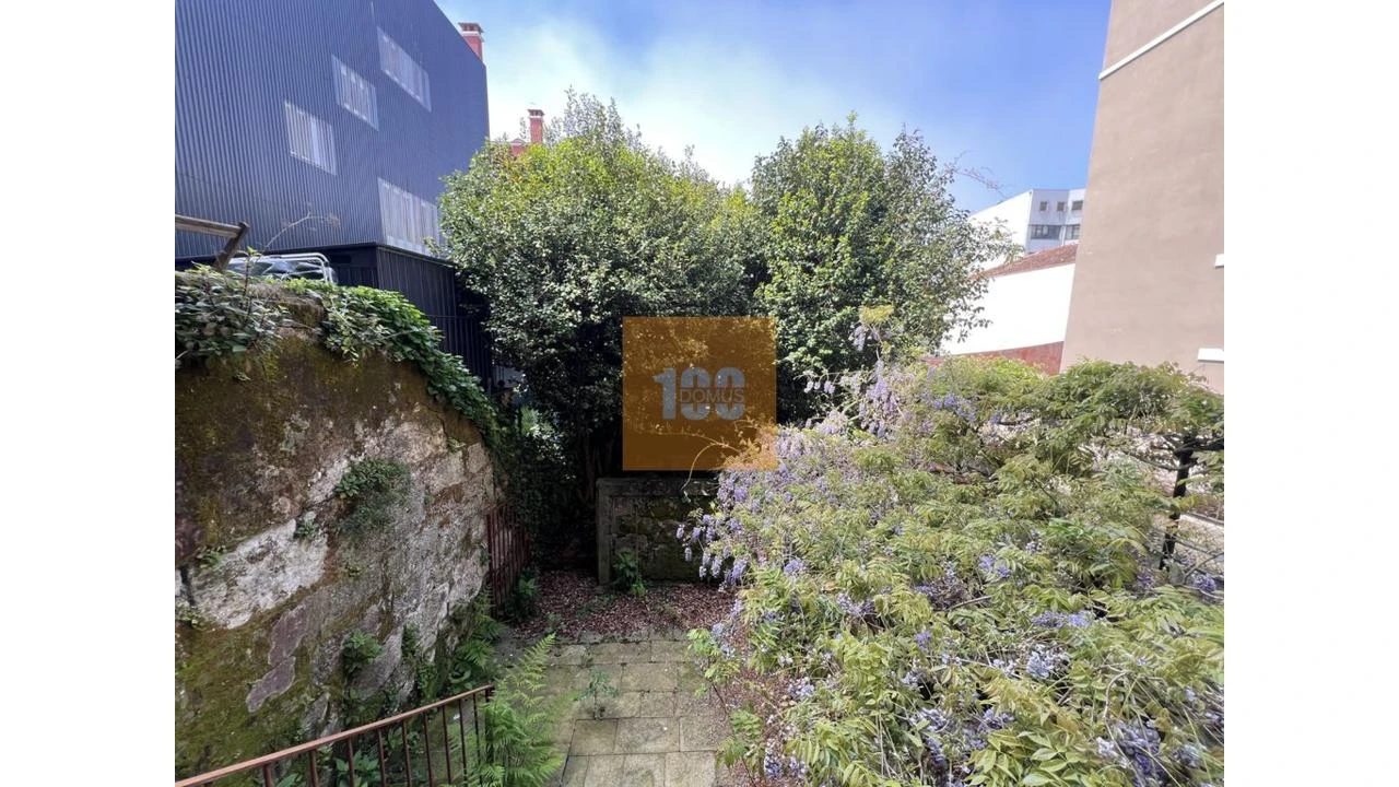 Moradia T6 para Arrendamento em Cedofeita, Santo Ildefonso, Sé, Miragaia, São Nicolau e Vitória Foto 2