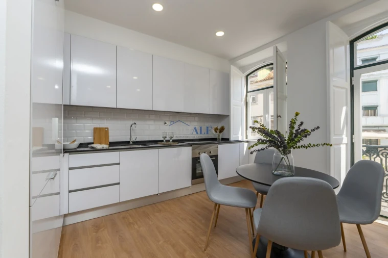 Apartamento T2 para Venda em São Vicente Foto 2