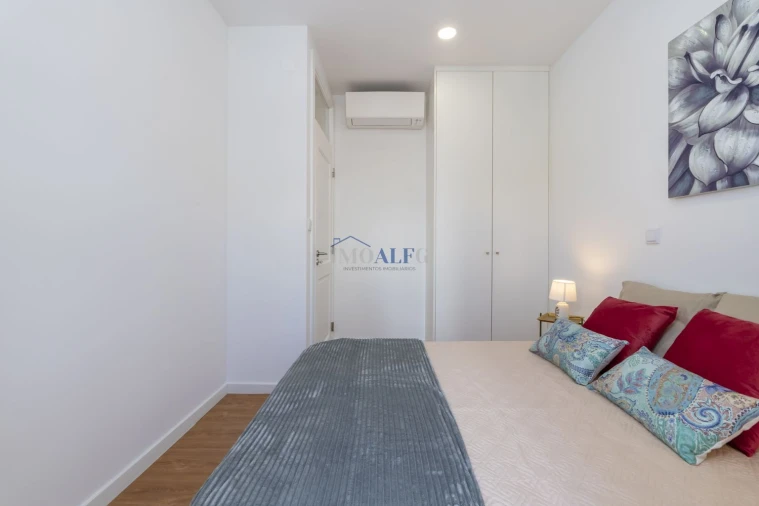 Apartamento T2 para Venda em São Vicente Foto 26