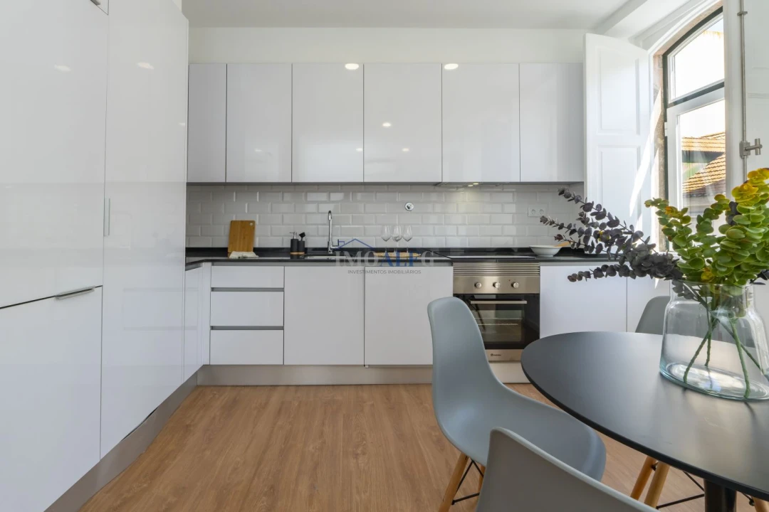 Apartamento T2 para Venda em São Vicente Foto 5