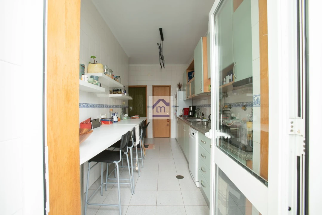 Apartamento T3 para Venda em Bonfim Foto 9