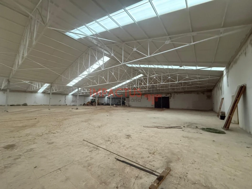 Loja para Venda em Bougado (São Martinho e Santiago) Foto 3