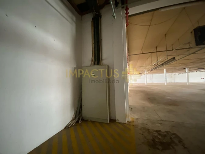 Loja para Arrendamento em Bougado (São Martinho e Santiago) Foto 12