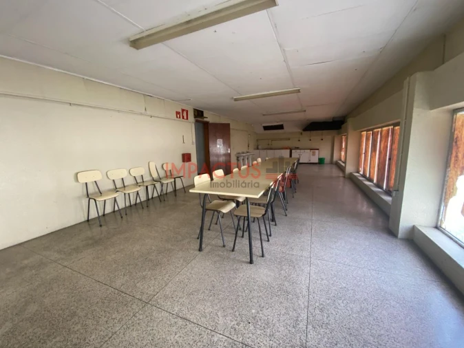 Loja para Arrendamento em Bougado (São Martinho e Santiago) Foto 16