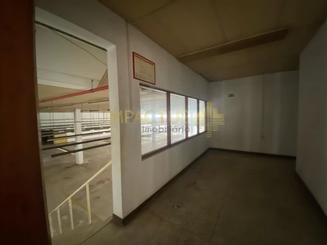 Loja para Arrendamento em Bougado (São Martinho e Santiago) Foto 21