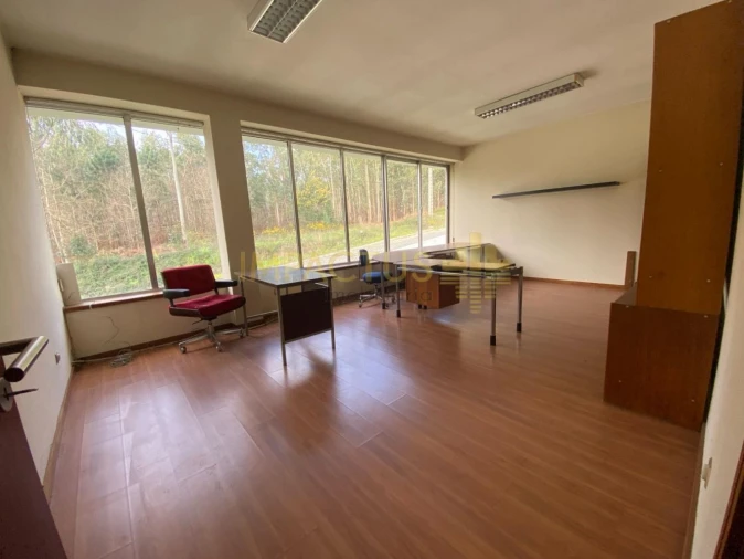 Loja para Arrendamento em Bougado (São Martinho e Santiago) Foto 29