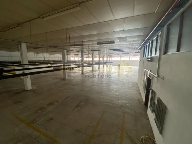 Loja para Arrendamento em Bougado (São Martinho e Santiago) Foto 35