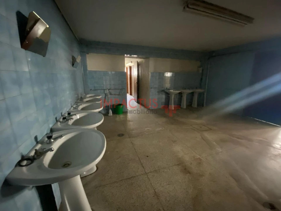 Loja para Arrendamento em Bougado (São Martinho e Santiago) Foto 34