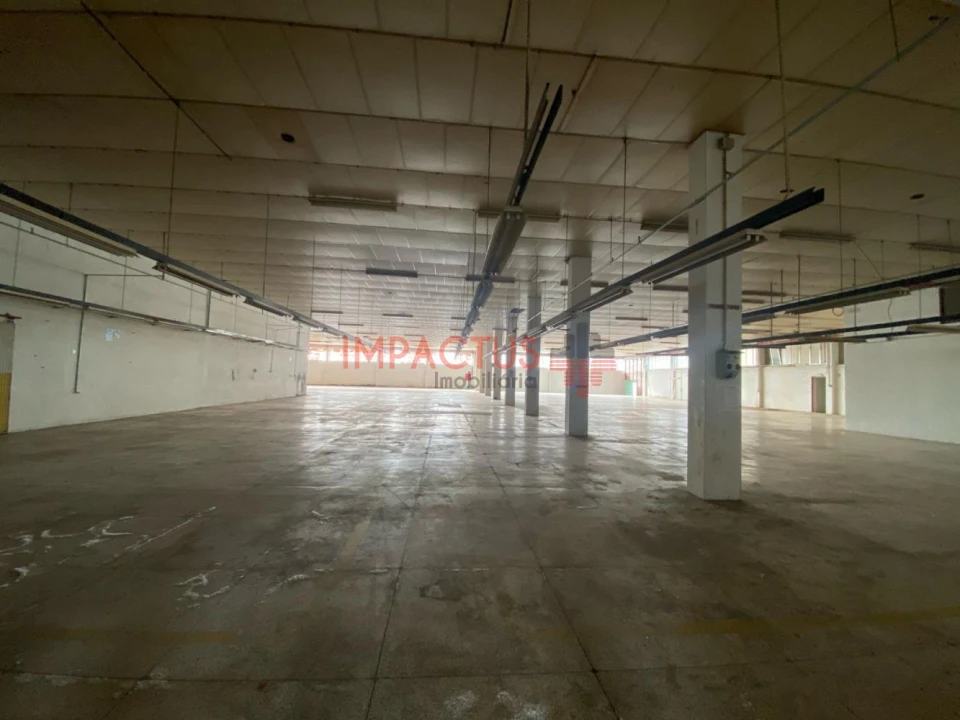 Loja para Arrendamento em Bougado (São Martinho e Santiago) Foto 14