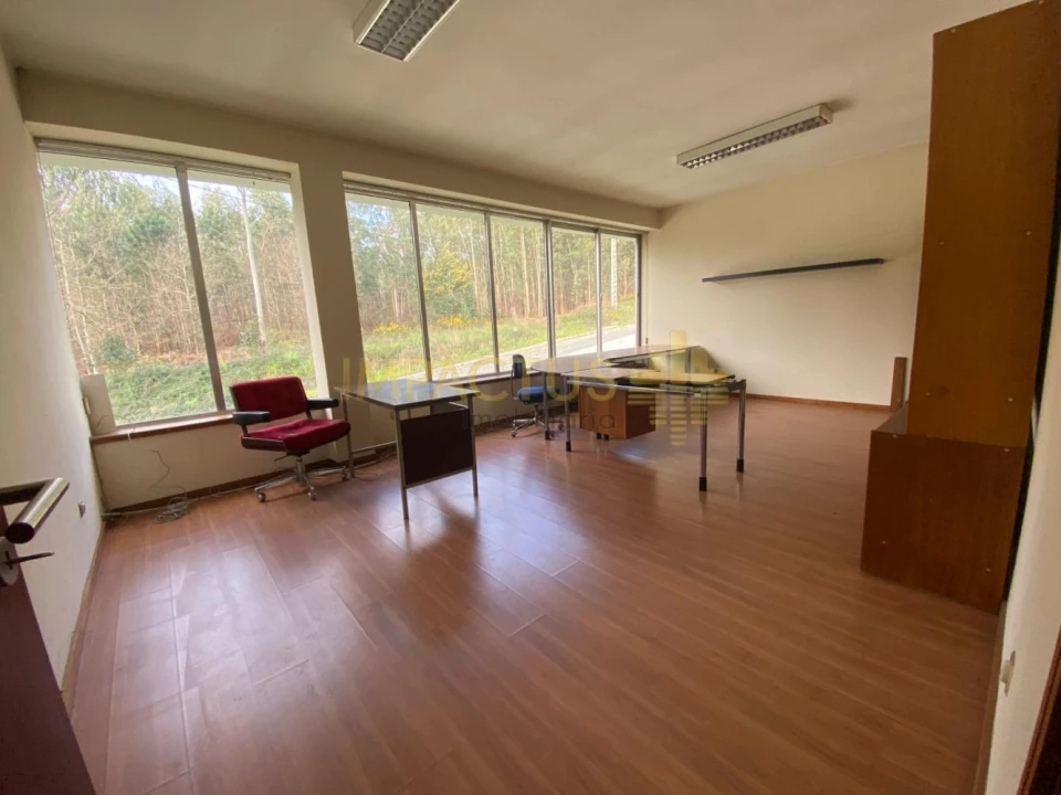 Loja para Arrendamento em Bougado (São Martinho e Santiago) Foto 29