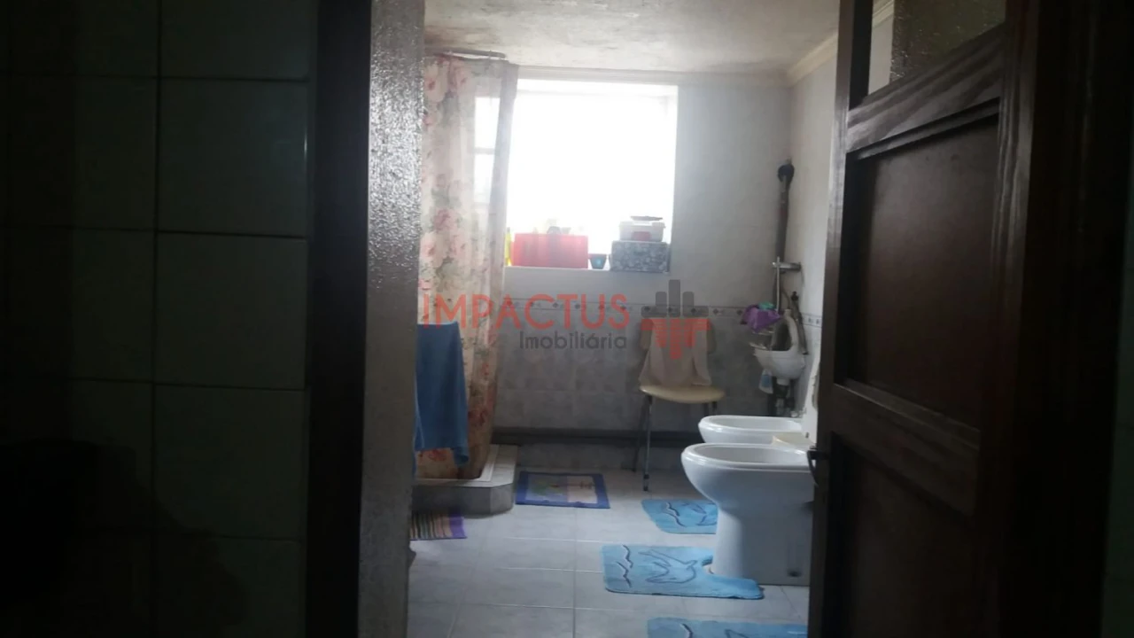 Moradia T6 para Venda em Castêlo da Maia Foto 19