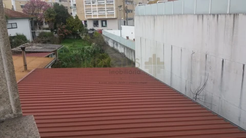 Moradia T6 para Venda em Castêlo da Maia