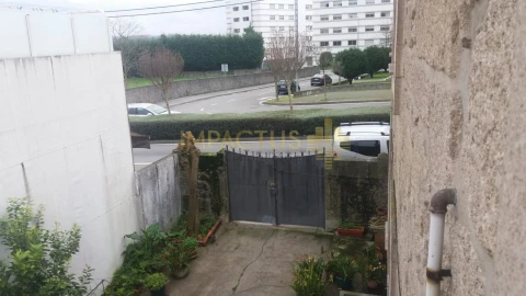 Moradia T6 para Venda em Castêlo da Maia
