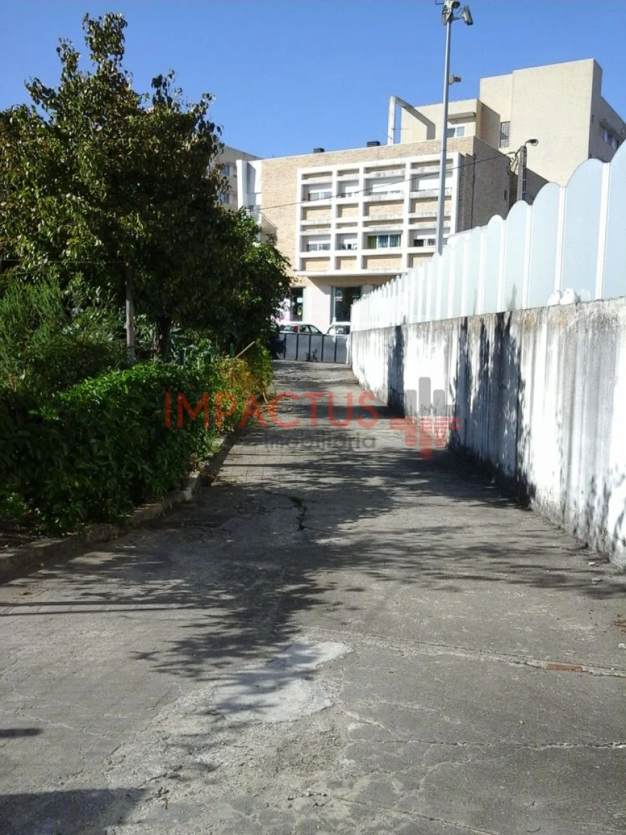 Moradia T6 para Venda em Castêlo da Maia