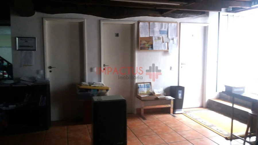 Moradia T6 para Venda em Castêlo da Maia Foto 33