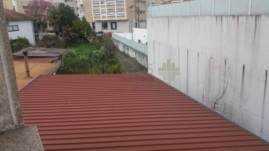 Moradia T6 para Venda em Castêlo da Maia Foto 22